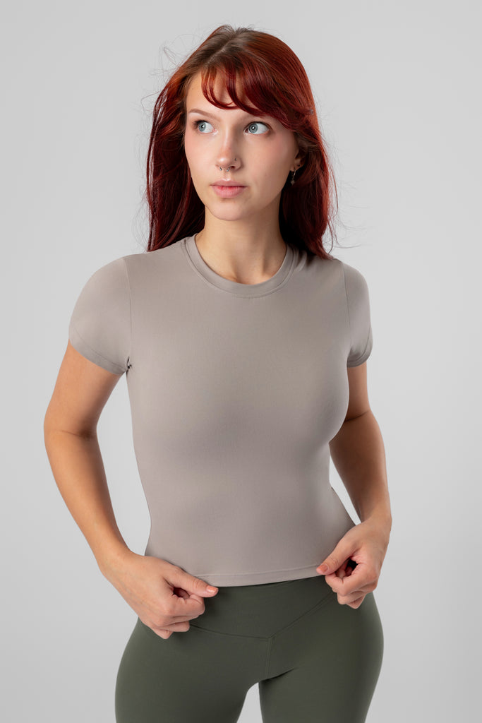 lelosi vibe t-shirts yara 0